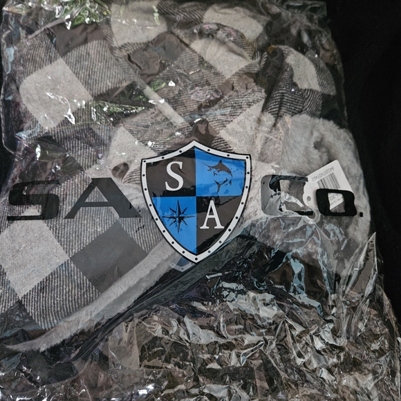 Black and Gray Plaid Trapper Hat - Picture 3 of 3